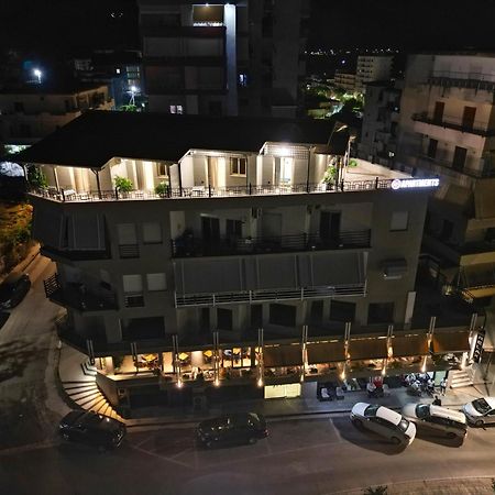 Rs Skendo Apartments Gjirokastër Esterno foto
