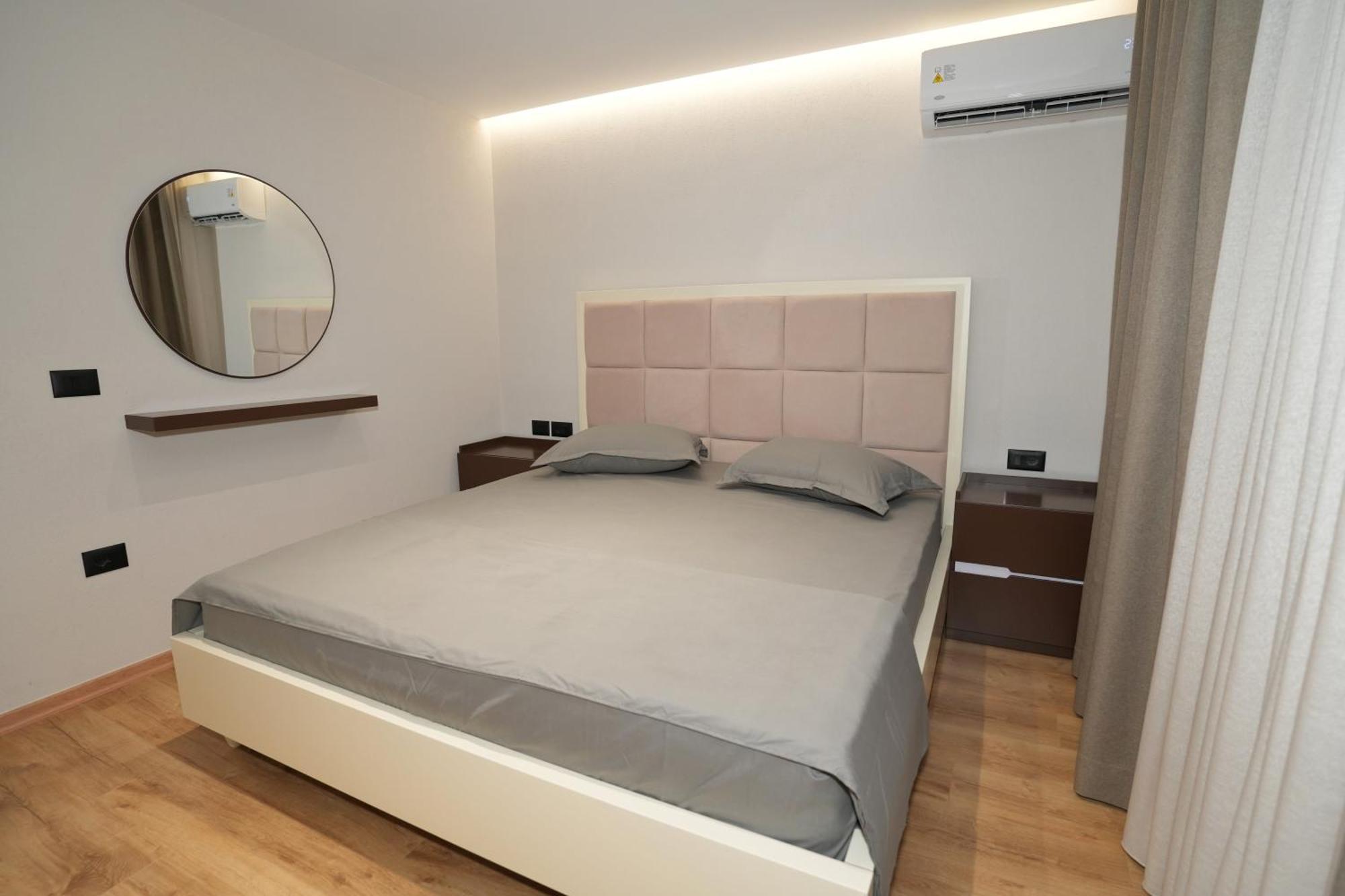 Rs Skendo Apartments Gjirokastër Esterno foto