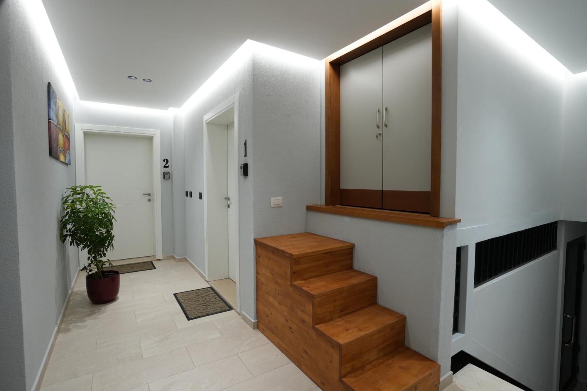 Rs Skendo Apartments Gjirokastër Esterno foto