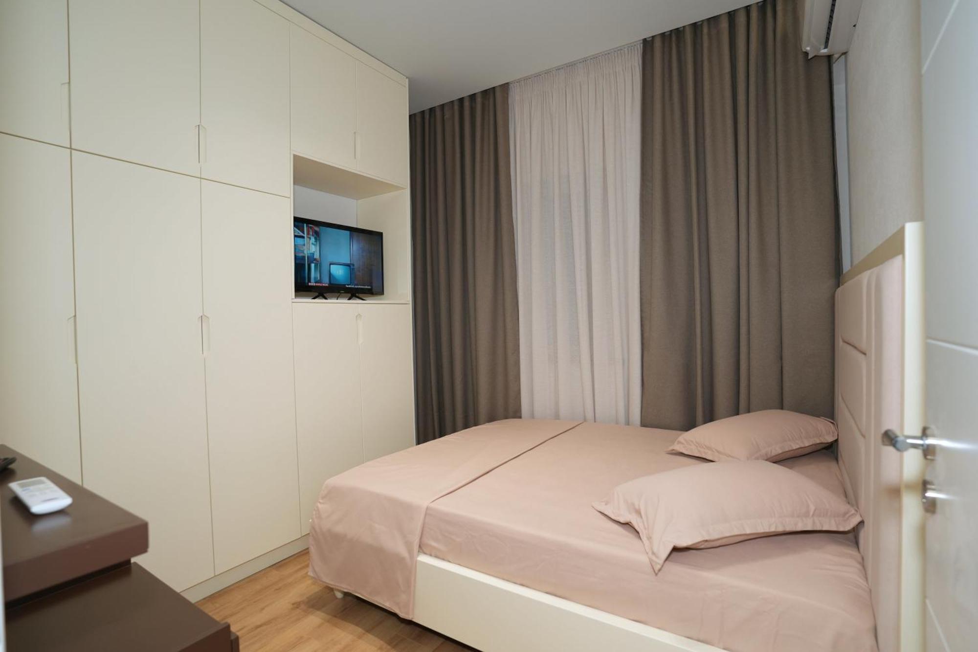 Rs Skendo Apartments Gjirokastër Esterno foto