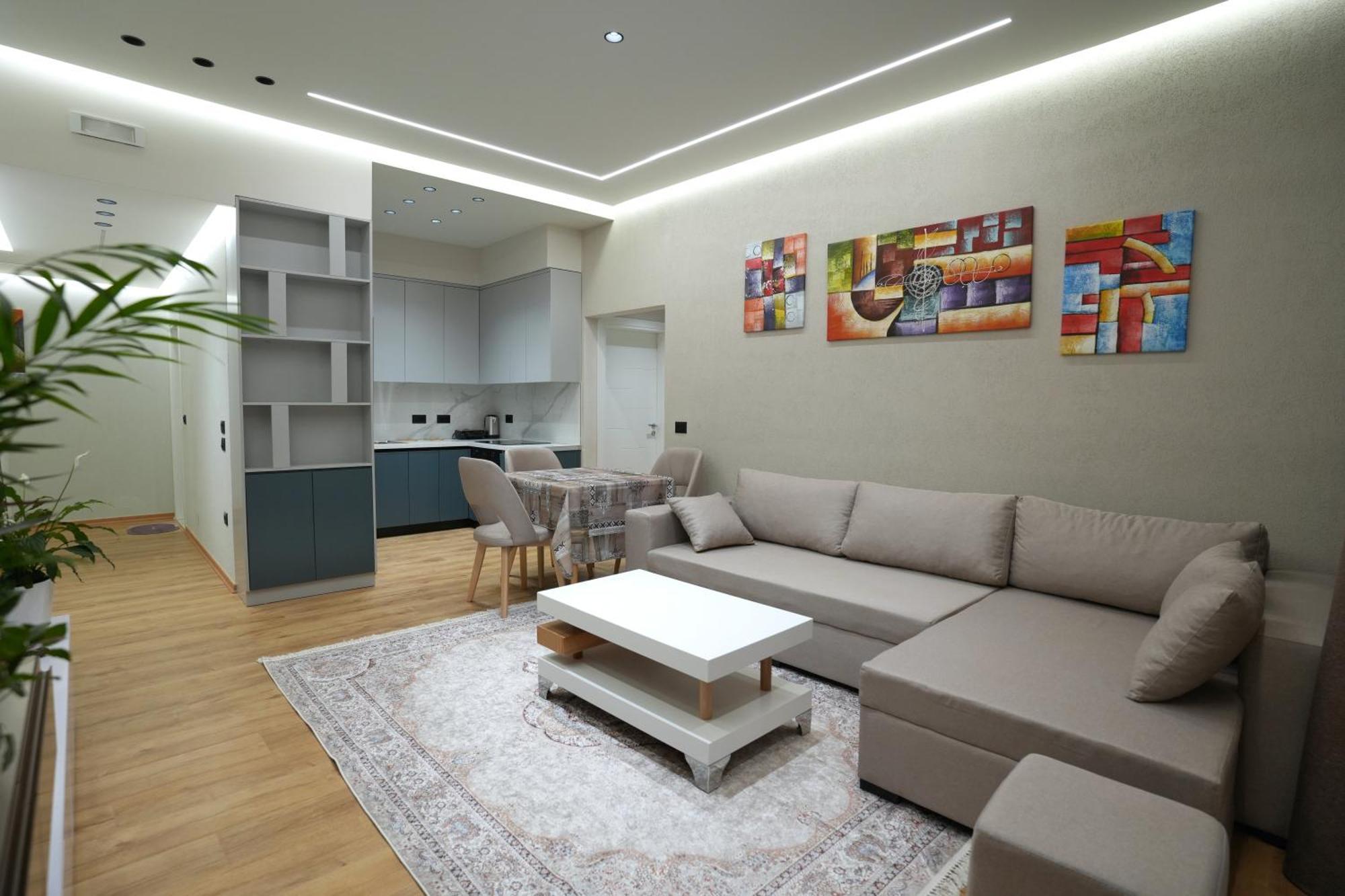 Rs Skendo Apartments Gjirokastër Esterno foto